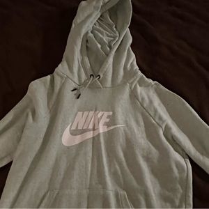 Grey nike hoodie (NEW)